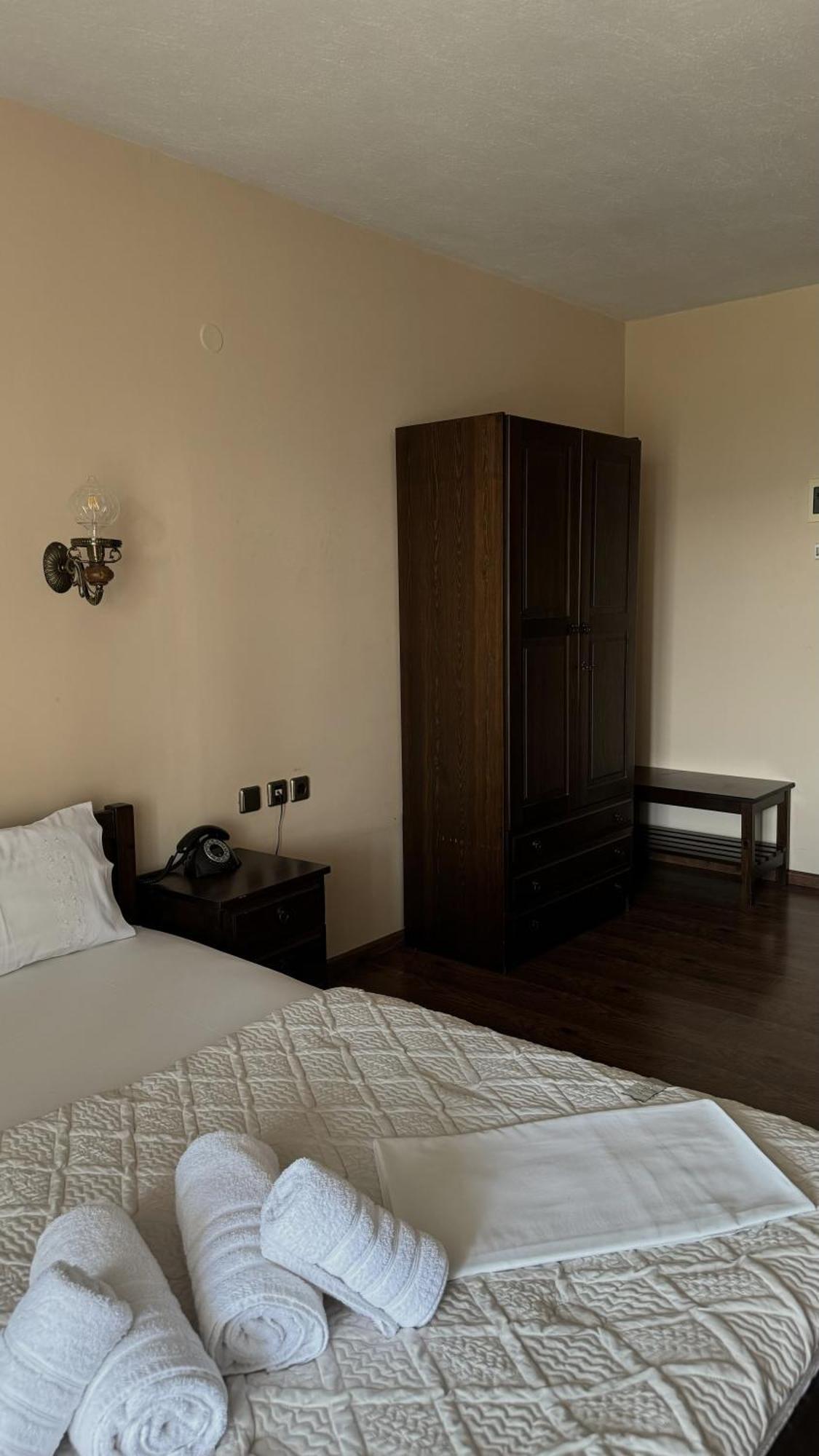 Guesthouse Kastro Edessa Esterno foto